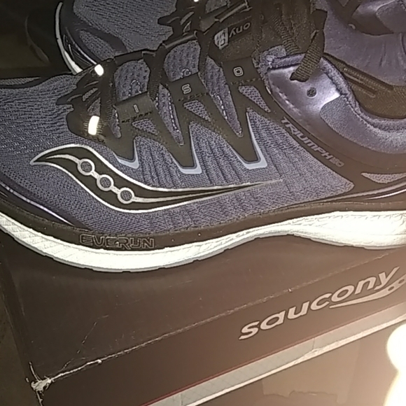 Saucony Triumph ISO 4 gry/blk - Picture 2 of 3